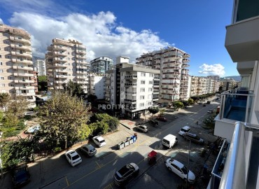Spacious two bedroom apartment 115m2, unfurnished, 300 meters from the sea, Mahmutlar, Alanya ID-14117 фото-8