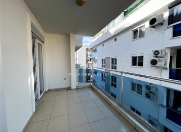 Spacious two bedroom apartment 115m2, unfurnished, 300 meters from the sea, Mahmutlar, Alanya ID-14117 фото-9