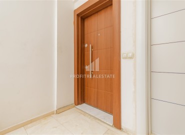 Clean and bright one-bedroom apartment in a well-maintained house without a pool, Guzeloba, Antalya, 55 m2 ID-14131 фото-18