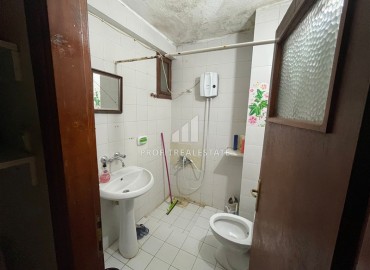 Недорогая меблированная трёхкомнатная квартира 110м2, с отдельной кухней, в 100 метрах от моря, Махмутлар, Аланья ID-14170 фото-10