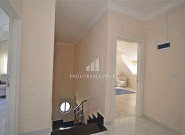 Elegant furnished penthouse 4+1, 170m2, with separate kitchen and sea views, Avsallar, Alanya ID-14171 фото-11