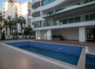Two bedroom apartment 120m2, unfurnished, 250 meters from the sea, in a residence with facilities, Mahmutlar, Alanya ID-14200 фото-20