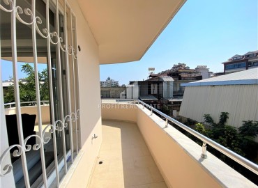 Светлая элегантная меблированная квартира 2+1, 85м2, с застекленным балконом, в центре Аланьи ID-14223 фото-12
