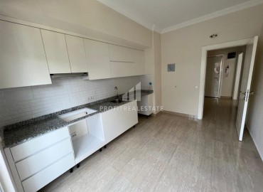 Spacious two bedroom apartment, with a separate kitchen, in a well-maintained residential residence in Oba, Alanya, 120 m2 ID-14242 фото-4