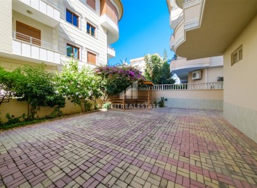 Two bedroom apartment with furniture and appliances, in the center of Alanya, 90 m2 ID-11263 фото-13