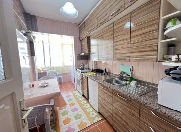 Меблированные трехкомнатные апартаменты с отдельной кухней в 300 метрах от моря, Аланья, центр, 120 м2 ID-14251 фото-5