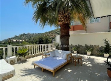 Luxury furnished villa 300 m2, with four bedrooms, sea views and underfloor heating, Tepe, Alanya ID-14292 фото-17