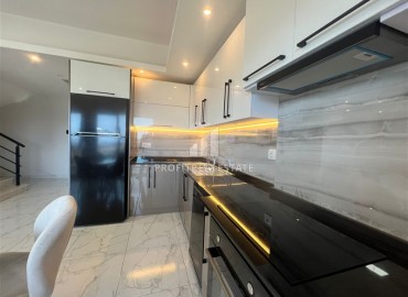 Nice two bedroom penthouse, 95m², in a luxury residence 900m from Incekum beach in Avsallar, Alanya ID-14312 фото-3