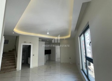 Three-bedroom view penthouse, 135m2, unfurnished, in a new residential residence, 200 meters from the beach in the center of Alanya ID-14323 фото-2