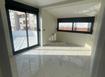 Three-bedroom view penthouse, 135m2, unfurnished, in a new residential residence, 200 meters from the beach in the center of Alanya ID-14323 фото-15