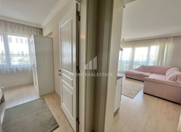 Furnished apartment 1 + 1 in a residential residence with a swimming pool, Guzeloba, Lara, Antalya, 50 m2 ID-14392 фото-8