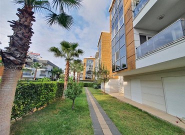 Two bedroom apartment with a separate kitchen, in a residential residence with facilities, Güzeloba, Antalya, 110 m2 ID-14441 фото-14