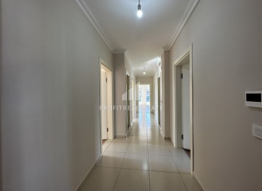 Видовая четырехкомнатная квартира с отдельной кухней, 155м², в Джикджилли, 2000м от Средиземного моря ID-14485 фото-3