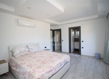 Квартира с двумя спальнями, 100м², с отдельной кухней, в 500м от моря в районе Алании Демирташ ID-14490 фото-12