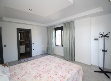 Квартира с двумя спальнями, 100м², с отдельной кухней, в 500м от моря в районе Алании Демирташ ID-14490 фото-13