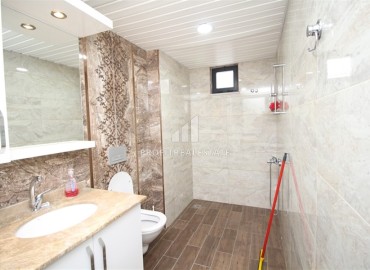 Квартира с двумя спальнями, 100м², с отдельной кухней, в 500м от моря в районе Алании Демирташ ID-14490 фото-16