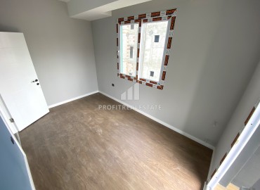Компактная квартира с одной спальней, 50м², в доме городского типа в Чифтликкёй, район Енишехир, Мерсин ID-14498 фото-13