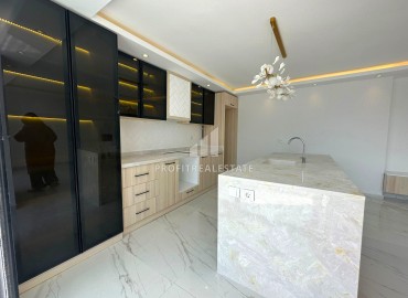 Renovated apartment 2+1, 110m², in a comfortable large-scale residence in Mersin, Teje, 100m from the sea ID-14499 фото-12