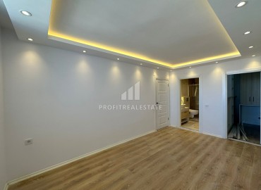 Renovated apartment 2+1, 110m², in a comfortable large-scale residence in Mersin, Teje, 100m from the sea ID-14499 фото-16