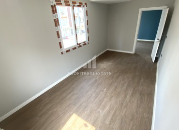 Трехкомнатная квартира, 85м², в новом доме городского типа в центре района Енишехир, Мерсин ID-14503 фото-12