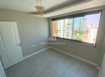Elegant two bedroom apartment, 100m², with sea view in a cozy residence in Yenishehir, Mersin ID-14513 фото-9