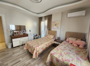 Inexpensive two bedroom furnished apartment by the sea, 100m2, with a glazed balcony, in Mahmutlar, Alanya ID-14548 фото-11