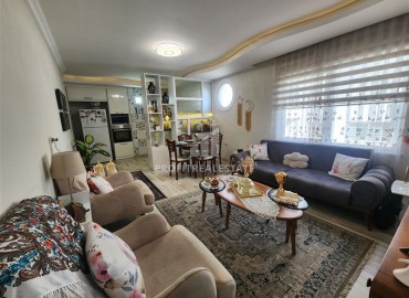 Inexpensive two bedroom furnished apartment by the sea, 100m2, with a glazed balcony, in Mahmutlar, Alanya ID-14548 фото-17