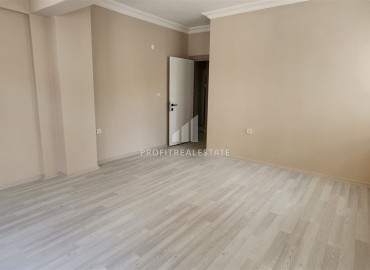 Two bedroom apartment with a separate kitchen, 350 meters from the center of Alanya, 100 m2 ID-14559 фото-4