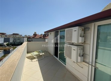 Cozy furnished penthouse 3 + 1, 150m², with a glazed balcony, 300m from the sea in Oba, Alanya ID-14567 фото-16