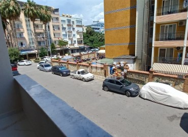 Обновленная трехкомнатная квартира, 100м², в 200м от моря в доме городского типа в центре Алании, Клеопатра ID-14587 фото-11