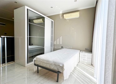 Стильный меблированный пентхаус 220 м2, с тремя спальнями и застекленными балконом в Оба, Аланья ID-14611 фото-20