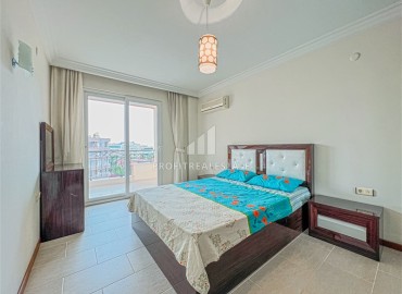 Large two bedroom apartment, 110m², in a cozy residence on the first coastline in Mahmutlar, Alanya ID-14647 фото-8