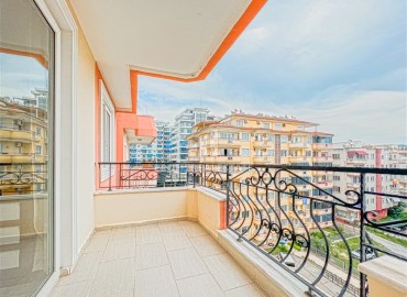 Large two bedroom apartment, 110m², in a cozy residence on the first coastline in Mahmutlar, Alanya ID-14647 фото-16
