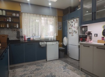 Четырехкомнатные апартаменты с отдельной кухней и отоплением, Кепез, Анталия, 180 м2 ID-14653 фото-6