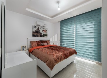 Bright elegant three-bedroom penthouse 130m2, with sea views, 200 meters from the beach, Kestel, Alanya ID-14692 фото-11