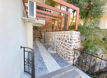 Renovated one bedroom apartment with a separate kitchen, in the historical heart of Alanya - Kale, 70 m2 ID-12317 фото-10