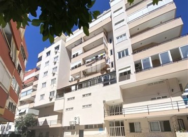 Стильная трехкомнатная квартира 120м2, с застекленными балконами, в 450 метрах от моря в центре Аланьи ID-14805 фото-1