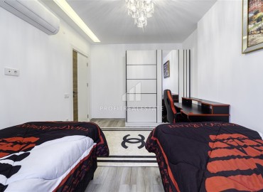 Фешенебельный дуплекс 110 м2, с тремя спальнями, дизайнерским интерьером, в 100 метрах от пляжа Клеопатра, в центре Аланьи ID-14824 фото-14