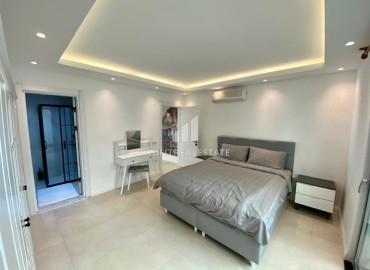 Видовая двухуровневая квартира 4+1, с дизайнерским интерьером, Махмутлар, Аланья, 250 м2 ID-14829 фото-9