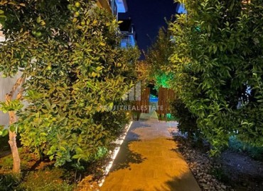 Двухкомнатные апартаменты с выходом в сад, в ухоженном жилом комплексе, Гюзельоба, Анталия, 60 м2 ID-14883 фото-14