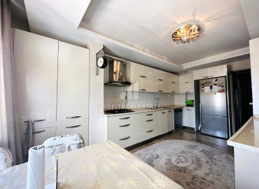 Видовая газифицированная квартира 4+1 с отдельной кухней, 220м², в уютной резиденции района Енишехир, Мерсин ID-14898 фото-4