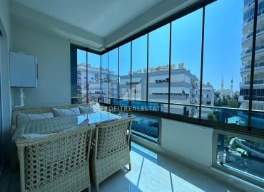Stylish furnished one bedroom apartment 60 m², with a glazed balcony, in a residence with facilities, Mahmutlar, Alanya ID-14923 фото-17