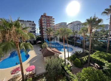 Ready-to-move-in furnished two bedroom apartment 110m², 50 meters from the sea, Mahmutlar, Alanya ID-14935 фото-13
