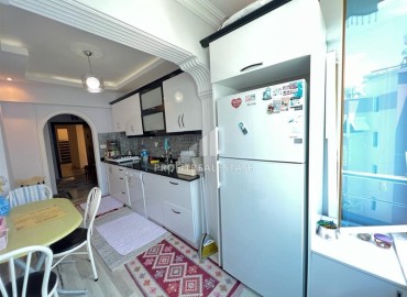 Furnished two bedroom apartment with separate kitchen, 200 meters from the sea, Mahmutlar, Alanya, 100 m2 ID-14940 фото-8