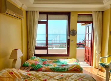 Уютная меблированная квартира 3+1, 130м², с великолепным видом, на первой береговой линии в центре Алании ID-14960 фото-7