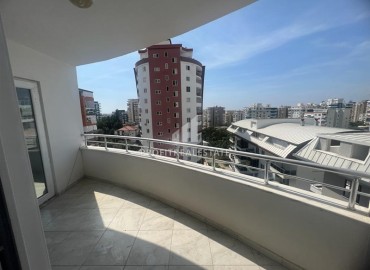 Inexpensive two bedroom apartment 110m², unfurnished, in a building without facilities Mahmutlar, Alanya ID-14982 фото-12