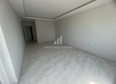 Inexpensive two bedroom apartment 110m², unfurnished, in a building without facilities Mahmutlar, Alanya ID-14982 фото-14