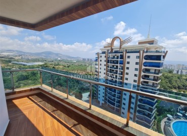 Luxurious three bedroom apartment 186m², with sea views, in a prestigious residential residence, Mahmutlar, Alanya ID-15006 фото-2