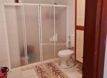 Inexpensive furnished two bedroom apartment 120 m², with a separate kitchen, 250 m from the sea, Mahmutlar, Alanya ID-15009 фото-14
