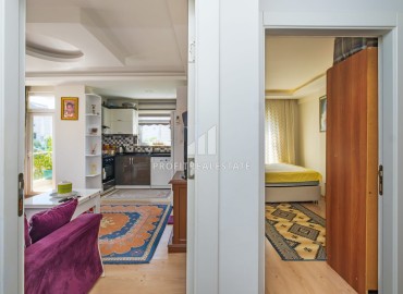 Уютная трехкомнатная квартира, в газифицированном жилом доме, Гюзельоба, Анталия, 95 м2 ID-15012 фото-9